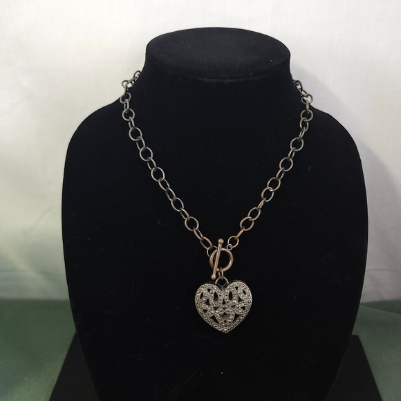The Unbranded Brand Jewelry - Chunky Necklace Victorian Revival Filigree Sacred Heart Pendant Whimsigoth
